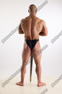 Duncan Standing Pose With Sword 05